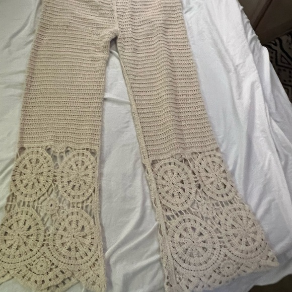 Bohemian Top & Pant Crochet Lace Pattern Set by Solitaire Size L, fits like M. - Picture 4 of 5